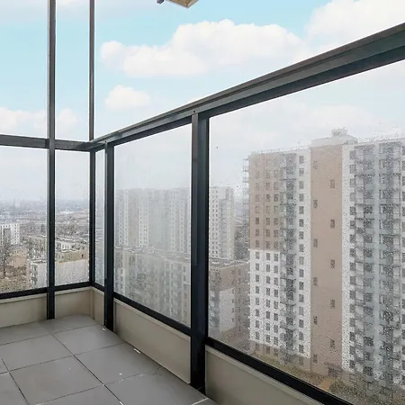 Stylish Bright Starowiejska Near Arena With Balcony & Parking By Renters